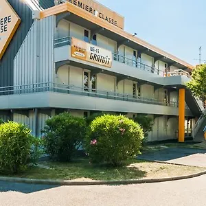 https://premiere-classe-orange.fr-provencehotel.com