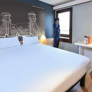 https://ibis-charleroi-airport-brussels-south.hotelsghent.com