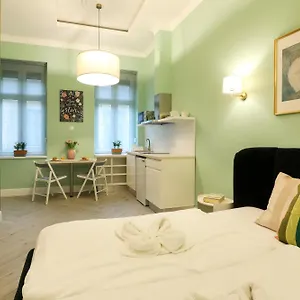  Apartment Ozone Silver&gold