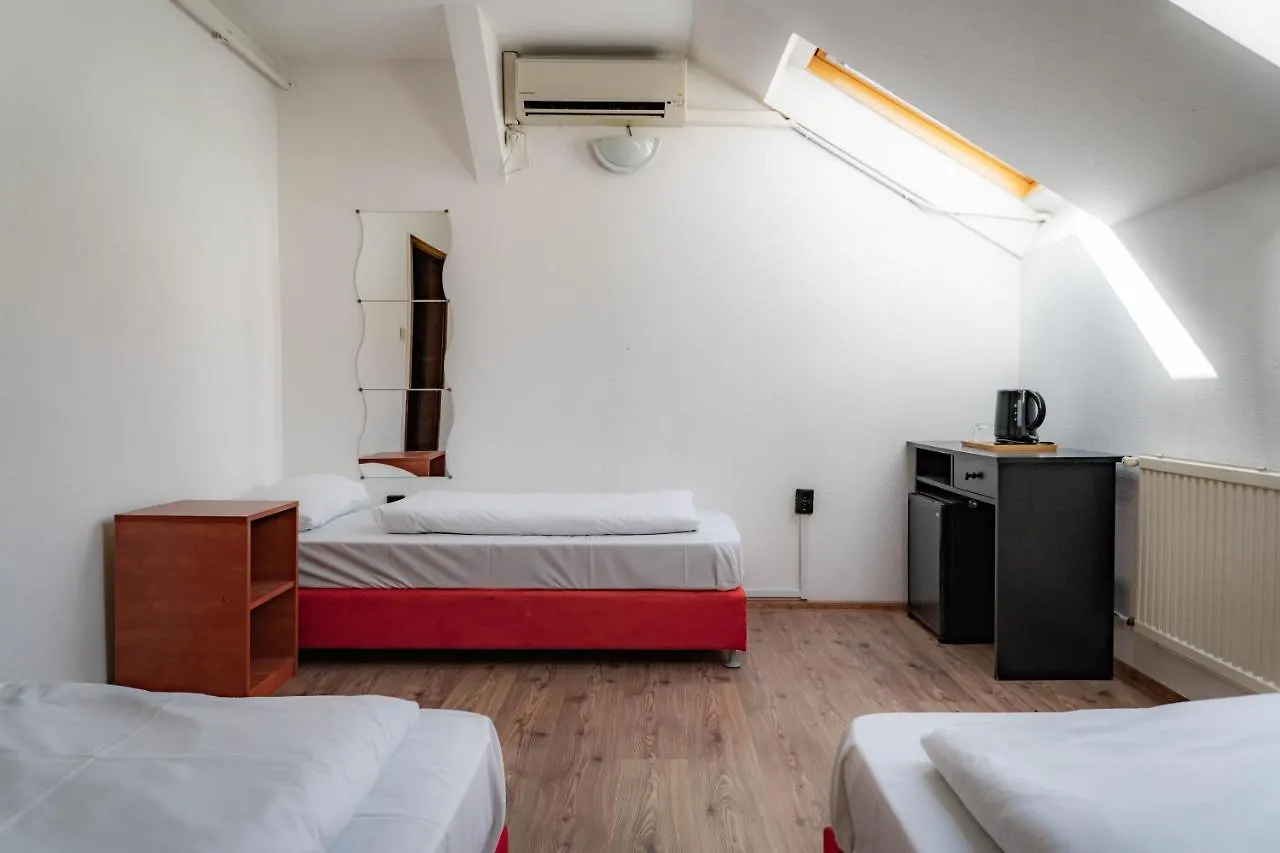 Equity Point Budapest Ostello